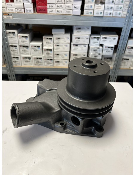 Pompa de Apa cu Fulie John Deere AR97712, R73606, R61353