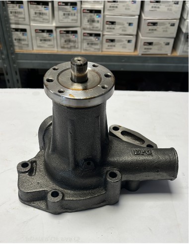 Water Pump Fendt X860114920746. Hanomag 114920720, 130920746